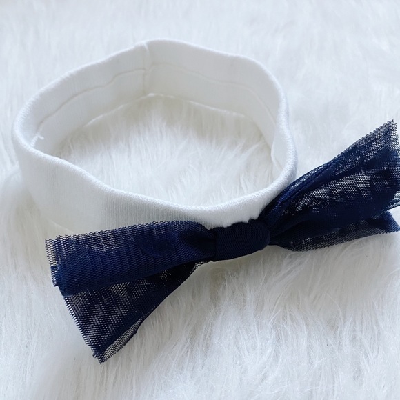 Tommy Bahama 4-piece 12M Baby Girl Outfit - Sweater, Leggings, Skirt, & Headband - Picture 2 of 8